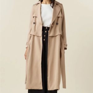 NWOT Vetta Convertible Trench Coat